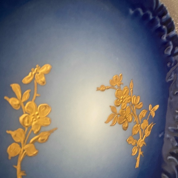 Antique Blue Plate with Gold Hand Painted Design Jean Pouyat in Limoges, France. - Picture 11 of 16